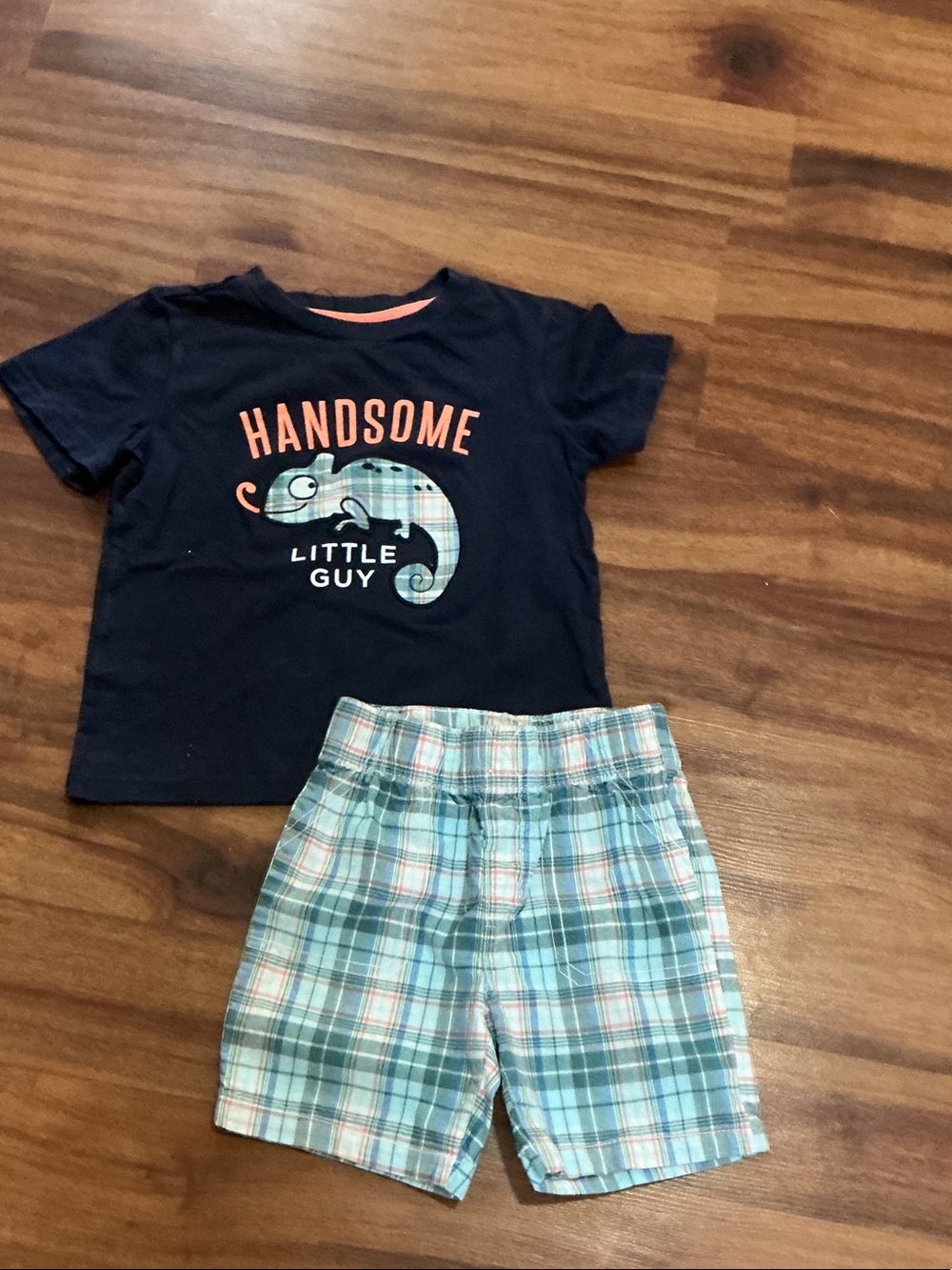 Navy "Handsome Little Guy" Tee and Plaid Blue Shorts Set new sz 4 Carters